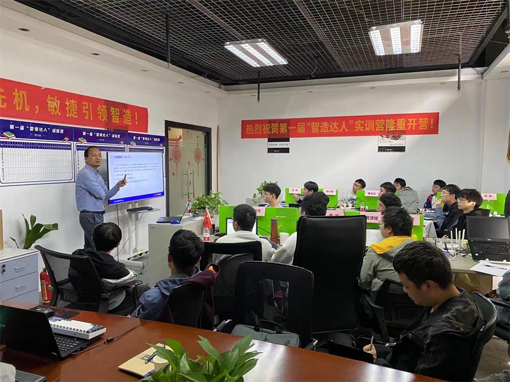 527ef4054399f6a033cef05a60d40e9f_.jpg 527ef4054399f6a033cef05a60d40e9f_.jpg